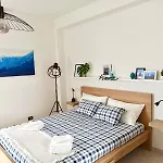 Attic8 Apartment *