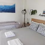 Attic8 Apartment *