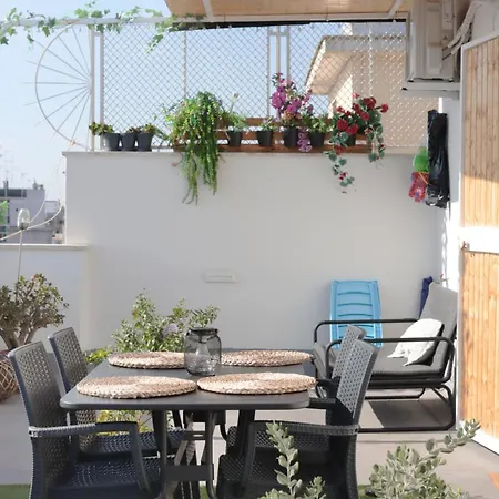 Attic8 Διαμέρισμα *