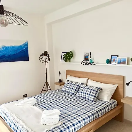 Attic8 Διαμέρισμα *