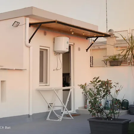 Attic8 Бари